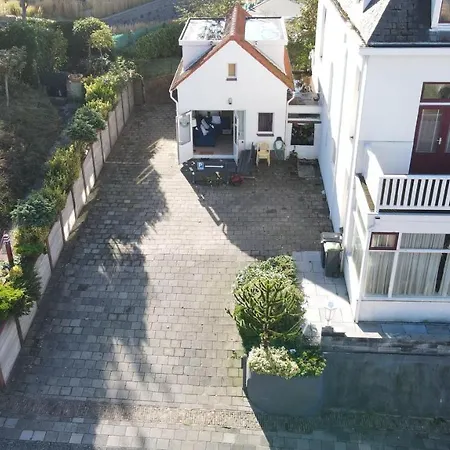 Klein Centraal En Rustig Gelegen Strandhuis Holiday home *